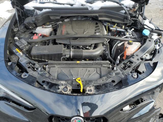 ZASPAKBN2N7D49215 - 2022 ALFA ROMEO STELVIO TI Սև լուսանկար 11