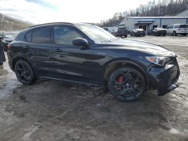 ZASPAKBN2N7D49215 - 2022 ALFA ROMEO STELVIO TI Սև լուսանկար 4
