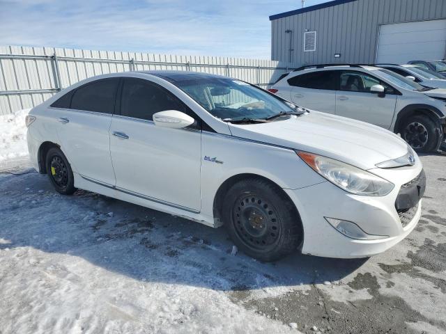 KMHEC4A40BA003947 - 2011 HYUNDAI SONATA HYBRID WHITE photo 4