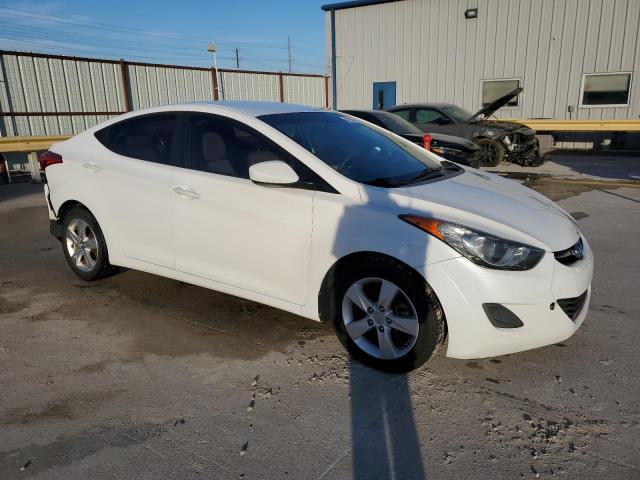 5NPDH4AE1DH382267 - 2013 HYUNDAI ELANTRA GLS WHITE photo 4