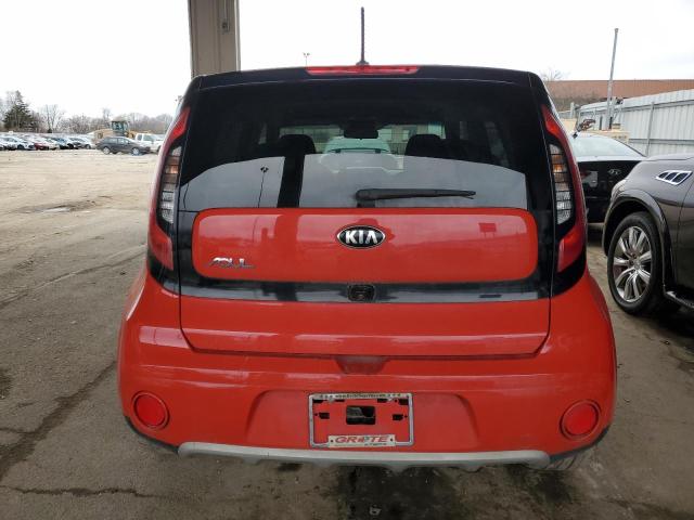 KNDJP3A57K7665810 - 2019 KIA SOUL + RED photo 6