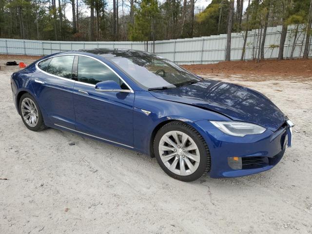 5YJSA1E29GF153090 - 2016 TESLA MODEL S BLUE photo 4