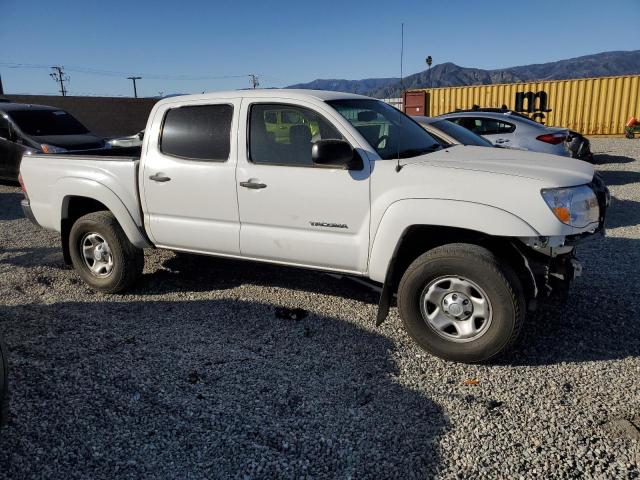 3TMJU4GN4BM121065 - 2011 TOYOTA TACOMA DOUBLE CAB PRERUNNER WHITE photo 4