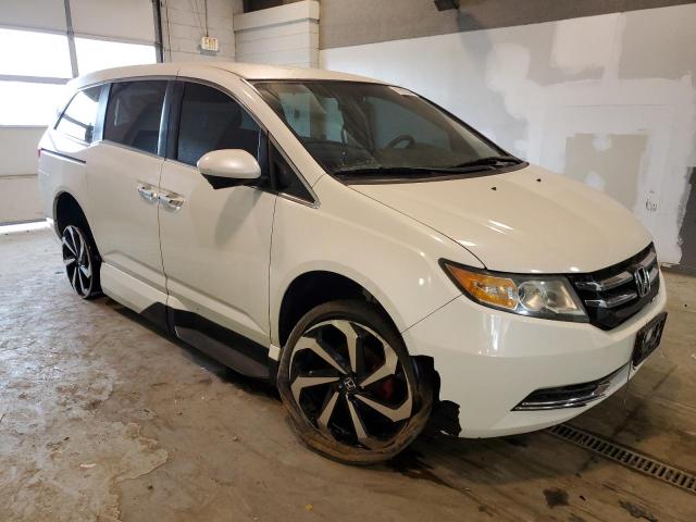 5FNRL5H42FB047799 - 2015 HONDA ODYSSEY EX WHITE photo 4