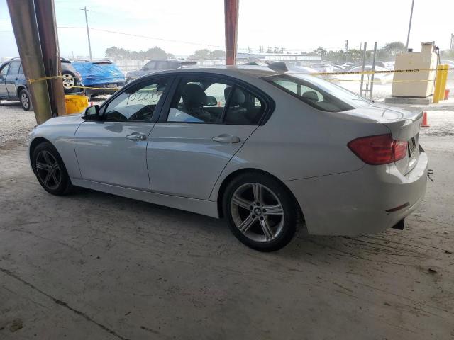 WBA3B1G53ENT00024 - 2014 BMW 320 I WHITE photo 2