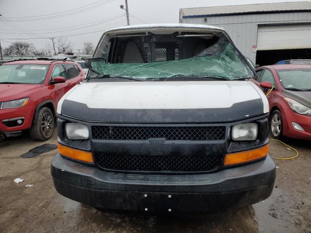 1GCGG25C881188118 - 2008 CHEVROLET EXPRESS G2 WHITE photo 5