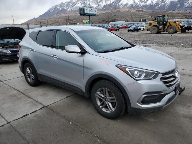 5XYZTDLB0JG530404 - 2018 HYUNDAI SANTA FE S SILVER photo 4