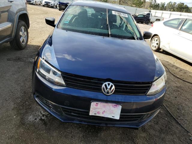 3VW2K7AJ5EM333637 - 2014 VOLKSWAGEN JETTA BASE Qara foto 5