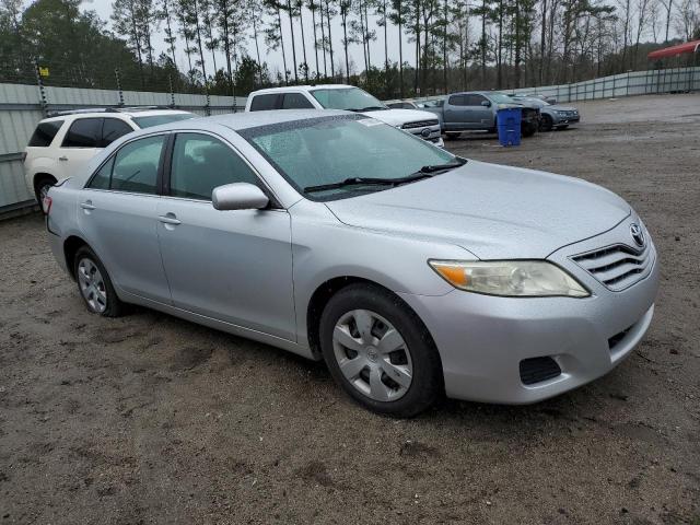 4T1BF3EK6AU564955 - 2010 TOYOTA CAMRY BASE SILVER photo 3