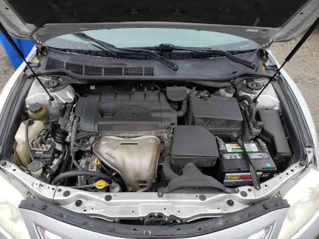 4T1BF3EK6AU564955 - 2010 TOYOTA CAMRY BASE SILVER photo 8