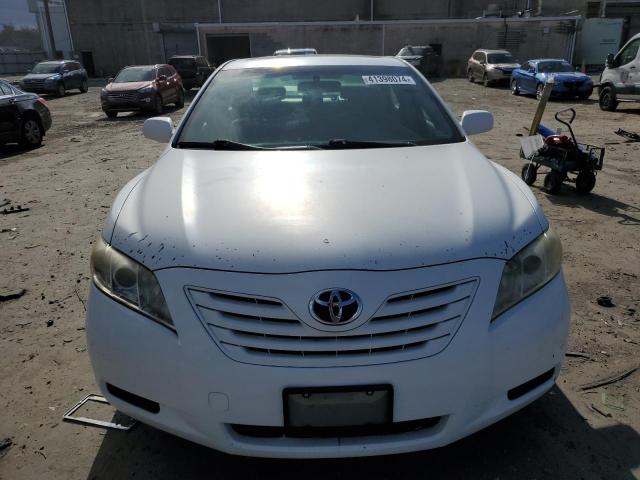 JTNBE46K673124630 - 2007 TOYOTA CAMRY CE WHITE photo 5