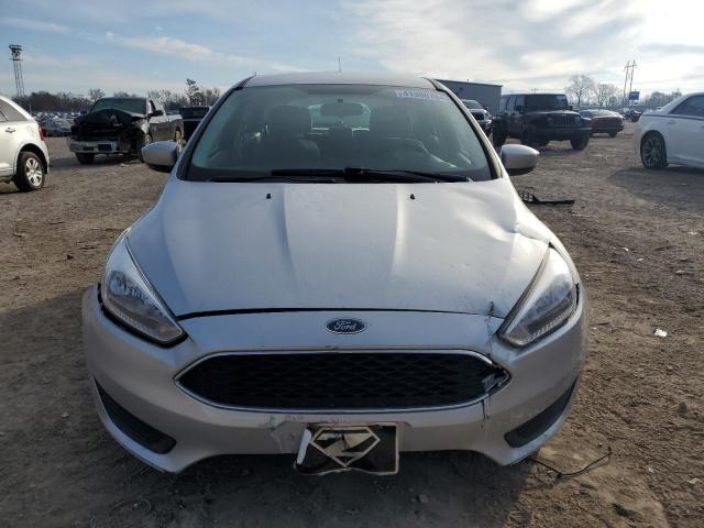 1FADP3K20JL261194 - 2018 FORD FOCUS SE SILVER photo 5