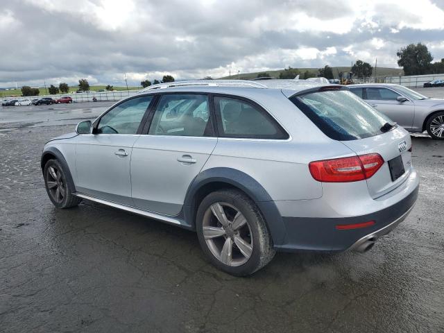 WA1UFAFL1DA069281 - 2013 AUDI A4 ALLROAD PREMIUM PLUS SILVER photo 2