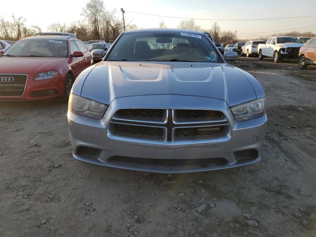 2C3CDXBGXDH610188 - 2013 DODGE CHARGER SE GRAY photo 5