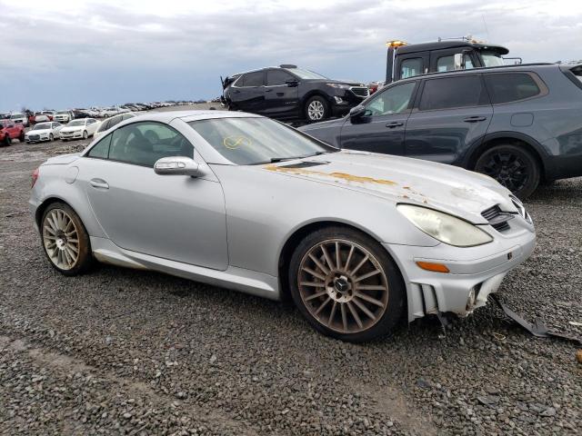 WDBWK73F65F049879 - 2005 MERCEDES-BENZ SLK 55 AMG SILVER photo 4