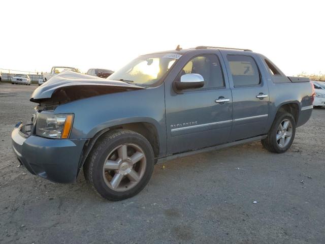 3GNVKGE07AG101879 - 2010 CHEVROLET AVALANCHE LTZ TEAL photo 1