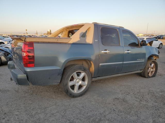 3GNVKGE07AG101879 - 2010 CHEVROLET AVALANCHE LTZ TEAL photo 3