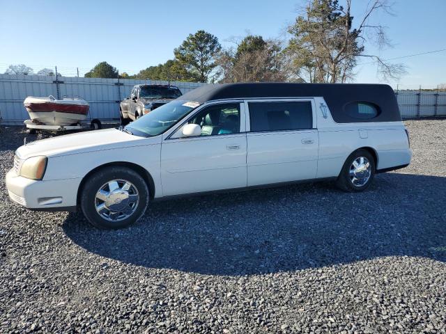 1GEEH00Y13U500113 - 2003 CADILLAC COMMERCIAL WHITE photo 1