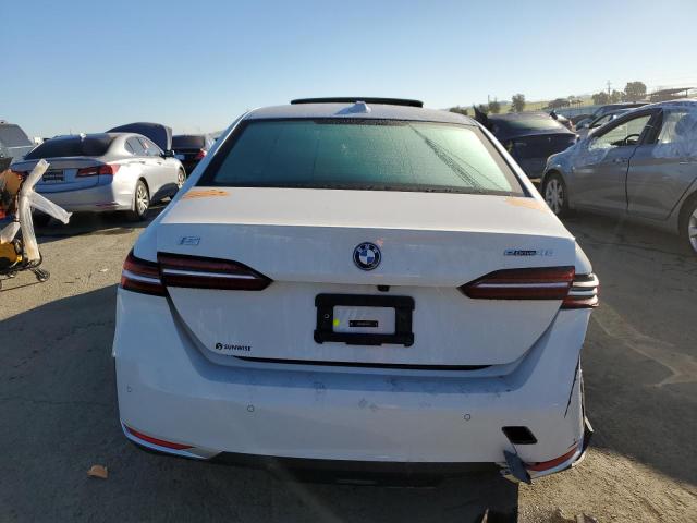 WBY33FK08RCR22577 - 2024 BMW I5 EDRIVE 40 WHITE photo 6