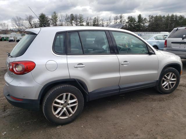 WVGBV7AX8BW532199 - 2011 VOLKSWAGEN TIGUAN S SILVER photo 3