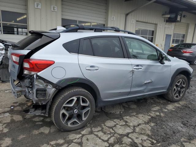 JF2GTAMC2JH261389 - 2018 SUBARU CROSSTREK LIMITED SILVER photo 3