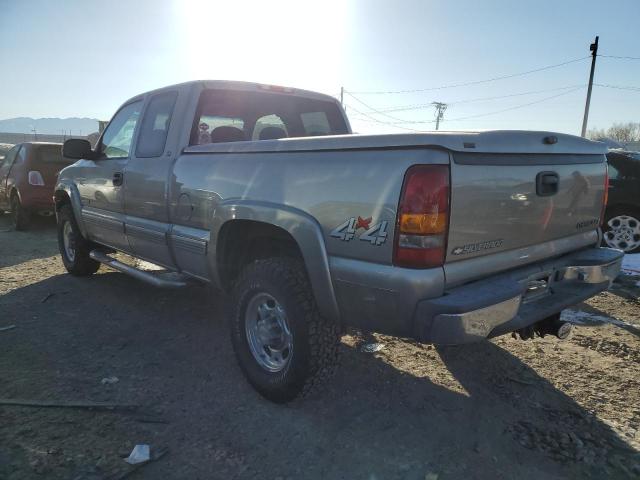 1GCGK29U5XE160835 - 1999 CHEVROLET SILVERADO K2500 SILVER photo 2