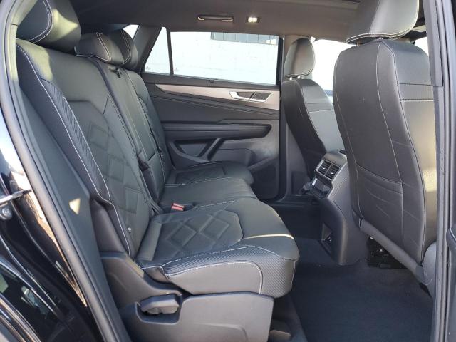 1V2KE2CA9RC263947 - 2024 VOLKSWAGEN ATLAS CROS SE BLACK photo 11