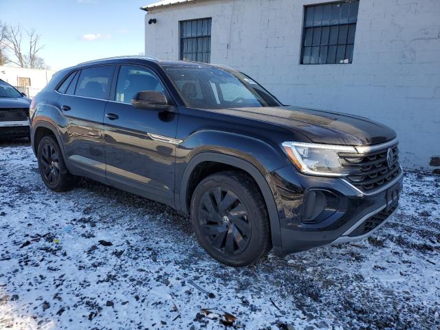 1V2KE2CA9RC263947 - 2024 VOLKSWAGEN ATLAS CROS SE BLACK photo 4
