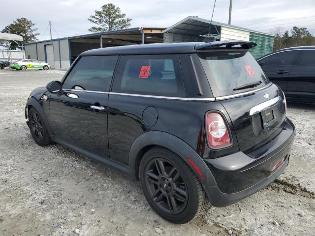 WMWSU3C55BT181634 - 2011 MINI COOPER BLACK photo 2