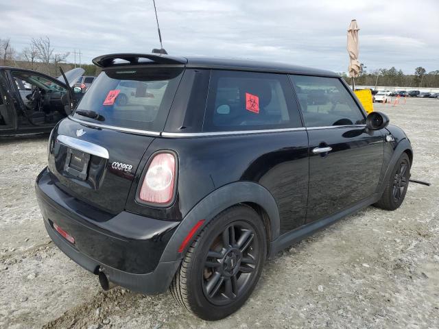 WMWSU3C55BT181634 - 2011 MINI COOPER BLACK photo 3