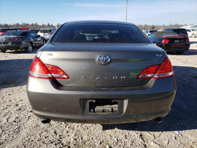 4T1BK36B85U019405 - 2005 TOYOTA AVALON XL GRAY photo 6