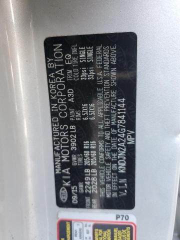 KNDJN2A24G7841144 - 2016 KIA SOUL SILVER photo 12