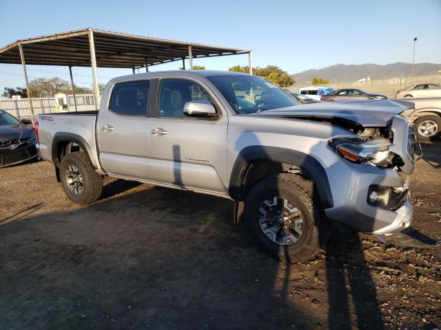 3TMAZ5CN3JM056480 - 2018 TOYOTA TACOMA DOUBLE CAB SILVER photo 4