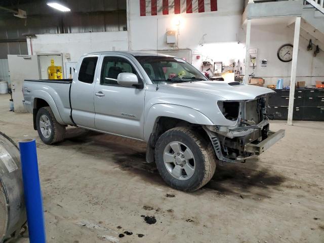 5TEUU42N57Z436780 - 2007 TOYOTA TACOMA ACCESS CAB SILVER photo 4