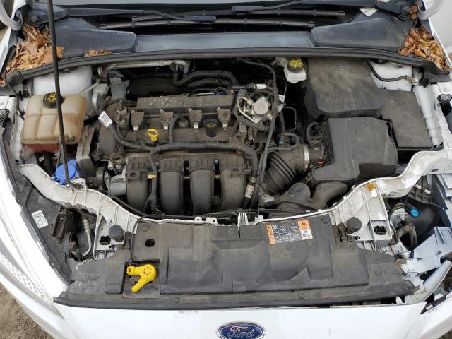 1FADP3F25HL217969 - 2017 FORD FOCUS SE WHITE photo 11