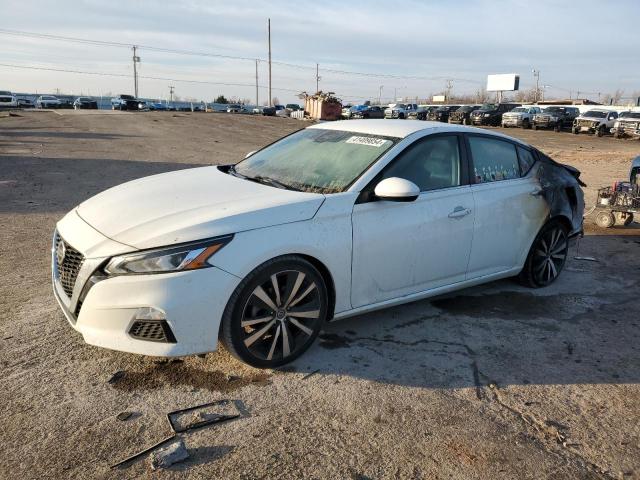 1N4BL4CV3LC148134 - 2020 NISSAN ALTIMA SR WHITE photo 1