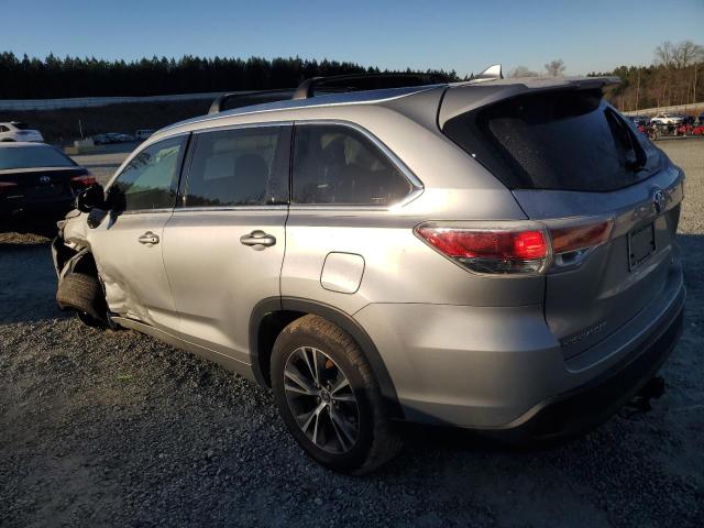 5TDKKRFH3GS157811 - 2016 TOYOTA HIGHLANDER XLE SILVER photo 2