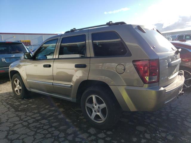 1J4GR48K25C722295 - 2005 JEEP GRAND CHER LAREDO Алтын фото 2