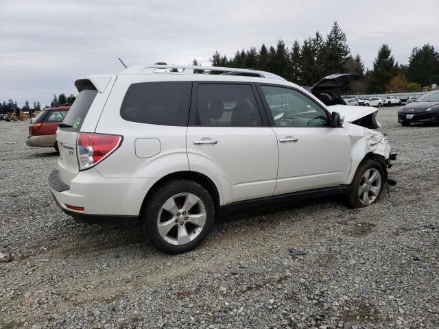 JF2SHGGC8DH429468 - 2013 SUBARU FORESTER TOURING WHITE photo 3