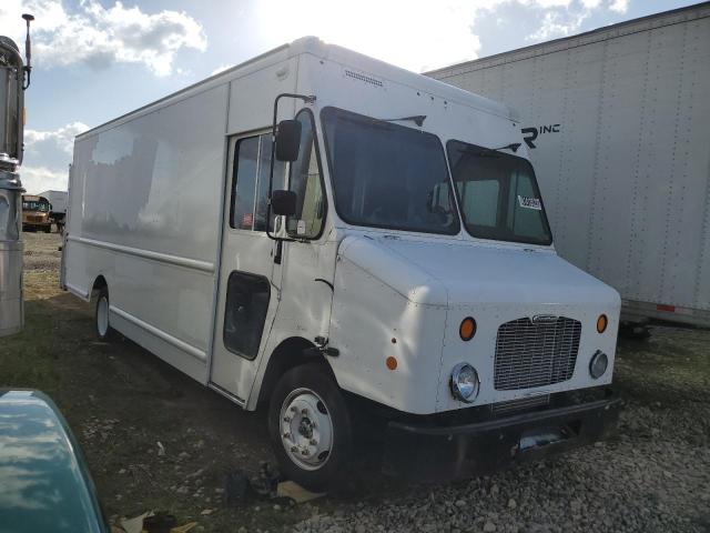 4UZAAPDU4ACAS1715 - 2010 FREIGHTLINER CHASSIS M LINE WALK-IN VAN WHITE photo 1