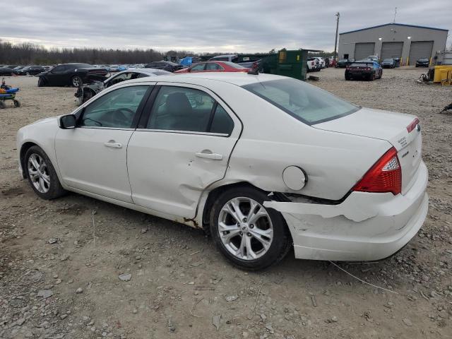 3FAHP0HA0CR206411 - 2012 FORD FUSION SE WHITE photo 2