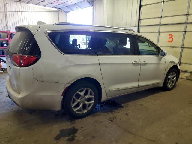 2C4RC1EG3HR796805 - 2017 CHRYSLER PACIFICA TOURING L PLUS WHITE photo 3