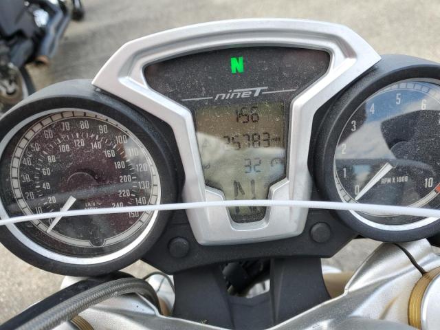 WB10A160XFZ583611 - 2015 BMW R NINE T BLACK photo 8