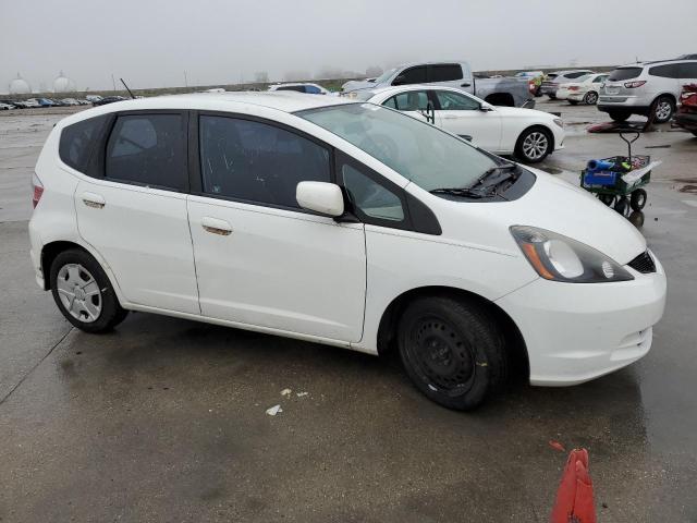 JHMGE8G39CC018898 - 2012 HONDA FIT WHITE photo 4