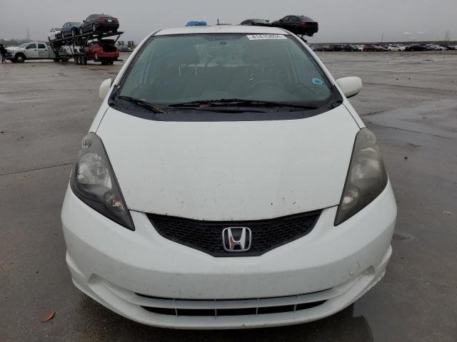 JHMGE8G39CC018898 - 2012 HONDA FIT WHITE photo 5