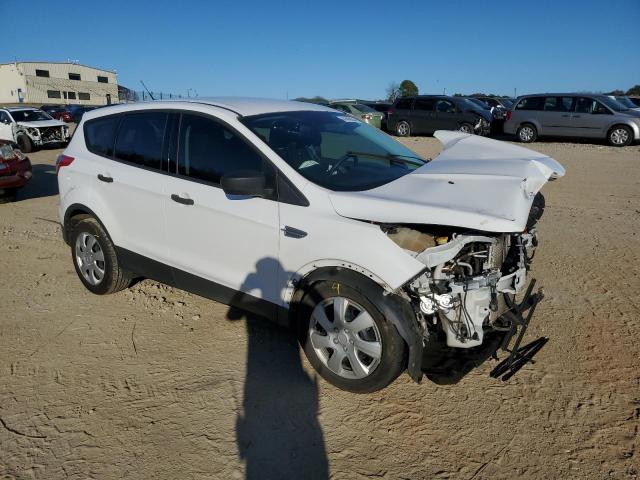 1FMCU0F76GUB03427 - 2016 FORD ESCAPE S WHITE photo 4