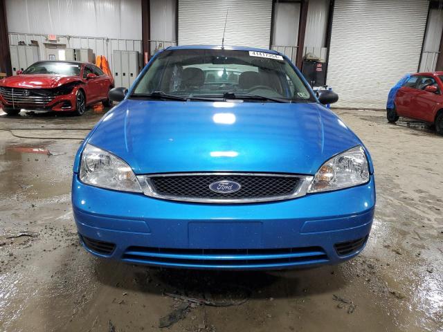 1FAFP34NX7W199696 - 2007 FORD FOCUS ZX4 BLUE photo 5