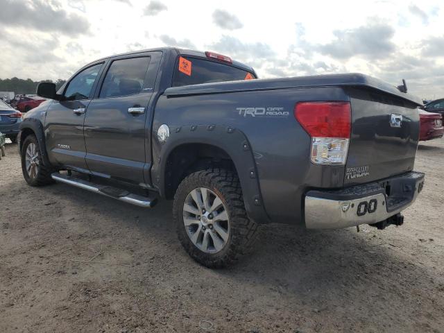 5TFFY5F12BX103639 - 2011 TOYOTA TUNDRA CREWMAX LIMITED GRAY photo 2