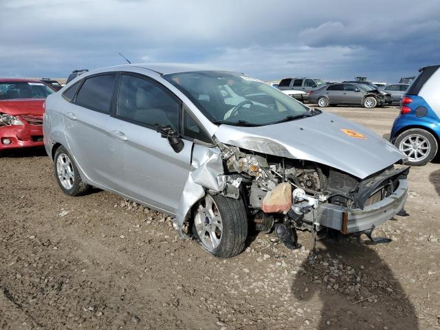 3FADP4BJXEM217043 - 2014 FORD FIESTA SE SILVER photo 4