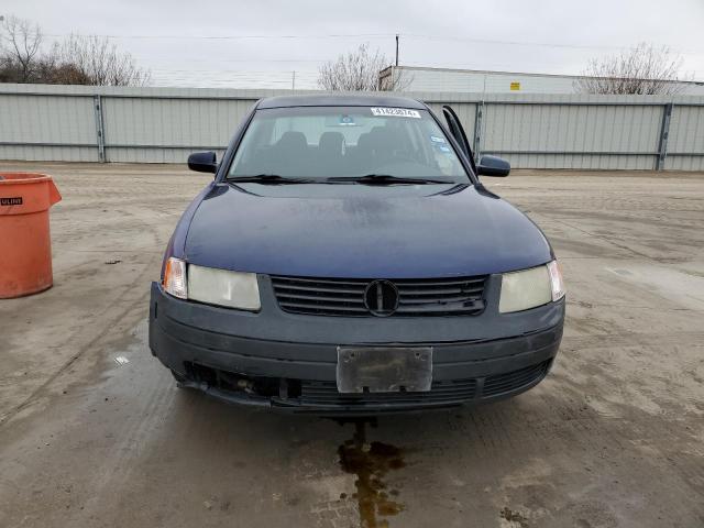 WVWAC63B71P018743 - 2001 VOLKSWAGEN PASSAT GLS BLUE photo 5